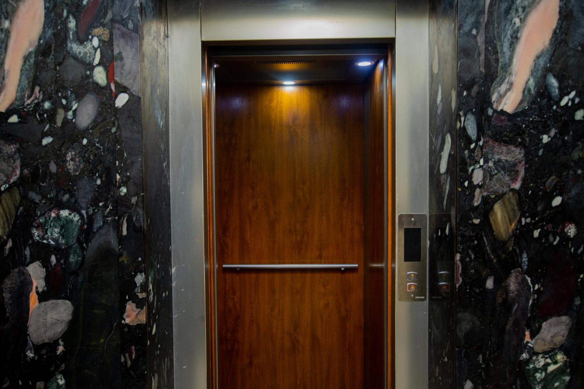 The Park Avenue Hotel - Business Class Hotel Near Central Railway Station Chennai Periyamet 外观 照片