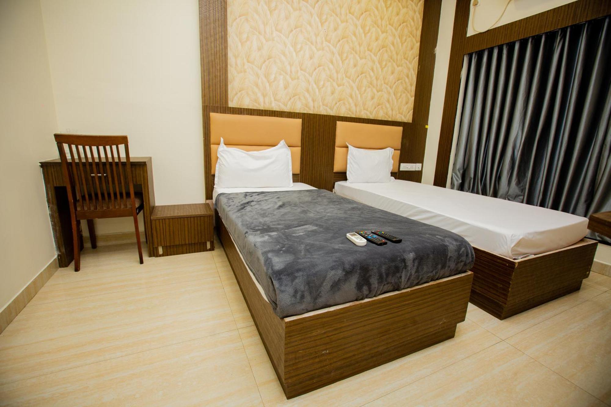 The Park Avenue Hotel - Business Class Hotel Near Central Railway Station Chennai Periyamet 外观 照片