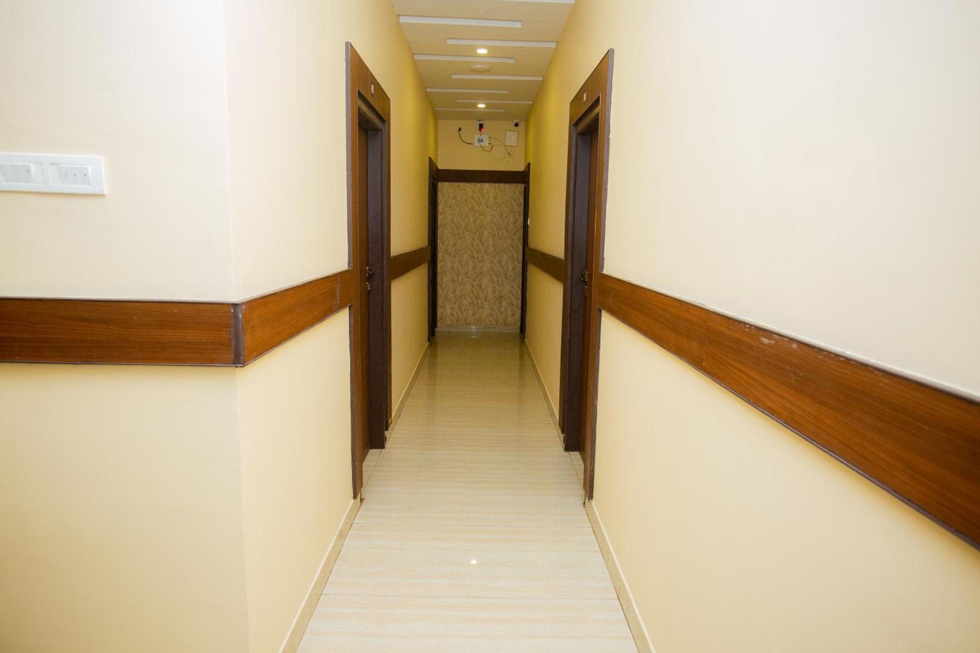 The Park Avenue Hotel - Business Class Hotel Near Central Railway Station Chennai Periyamet 外观 照片