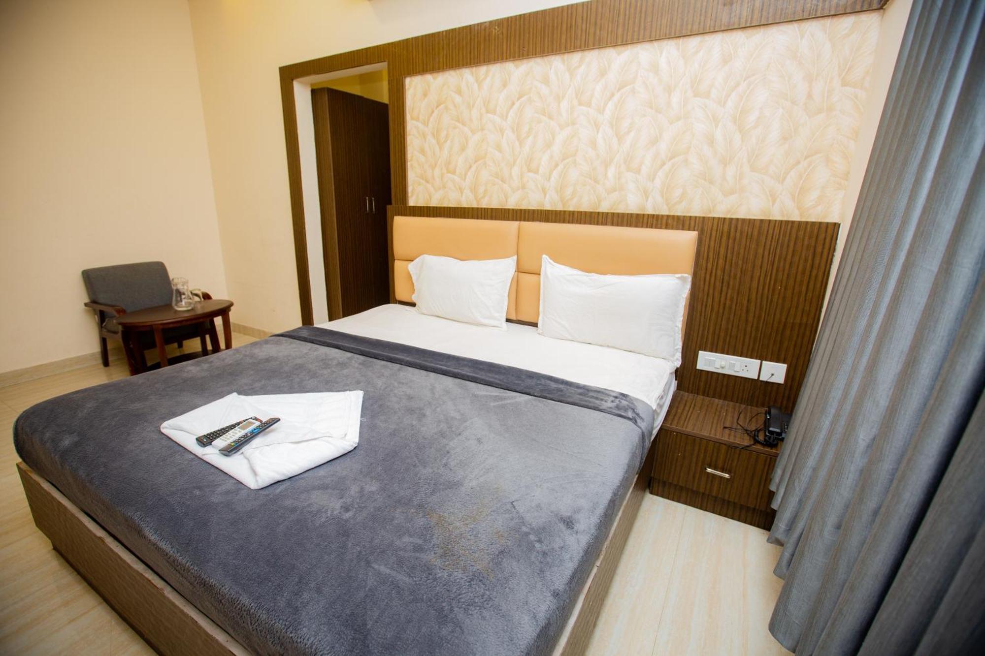 The Park Avenue Hotel - Business Class Hotel Near Central Railway Station Chennai Periyamet 外观 照片